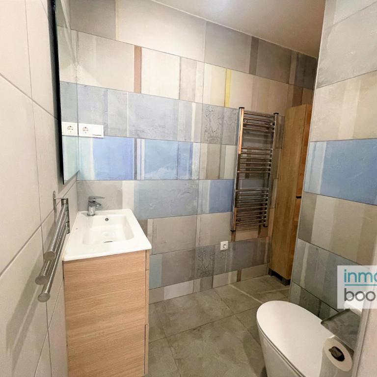 Family Carolina Salou, climatizado y con barbacoa - Two-Bedroom Apartment - 35