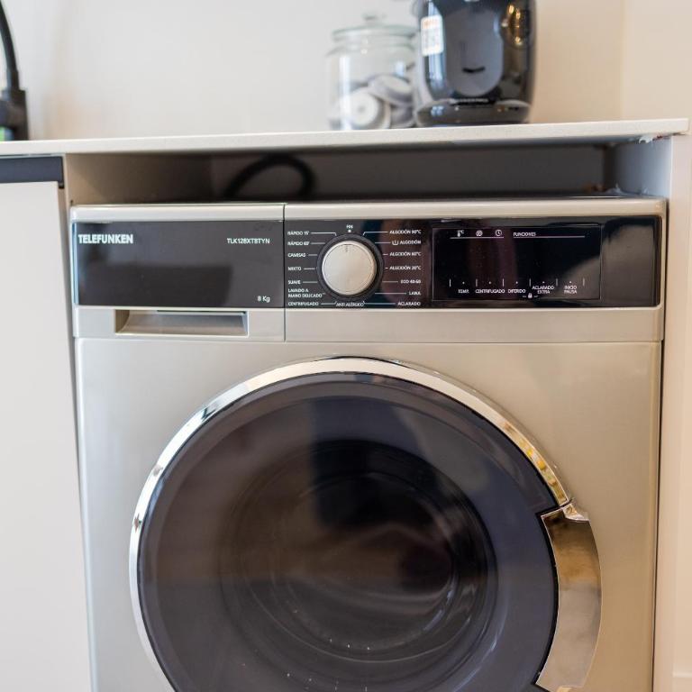 FLORIT FLATS - The Turia Park Lofts - 4Guest- AC and WiFi - Near ZOO - Standard Studio - 25