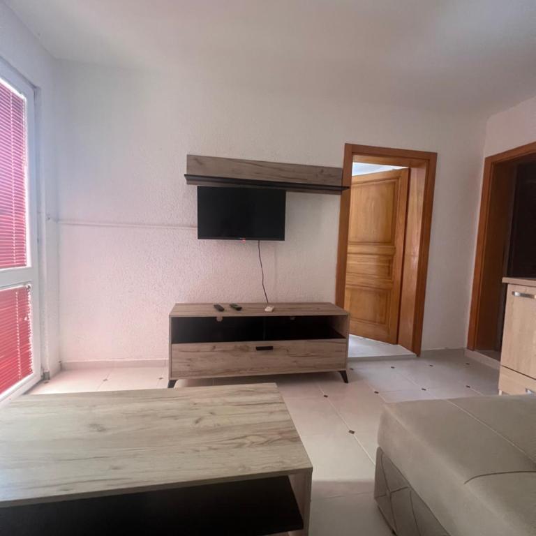 Villa Ajša - Apartment with Balcony - 8