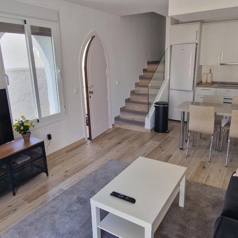 Large 1 Bedroom Apartment Close To Puerto Banus - Apartamento de 1 dormitorio - 4