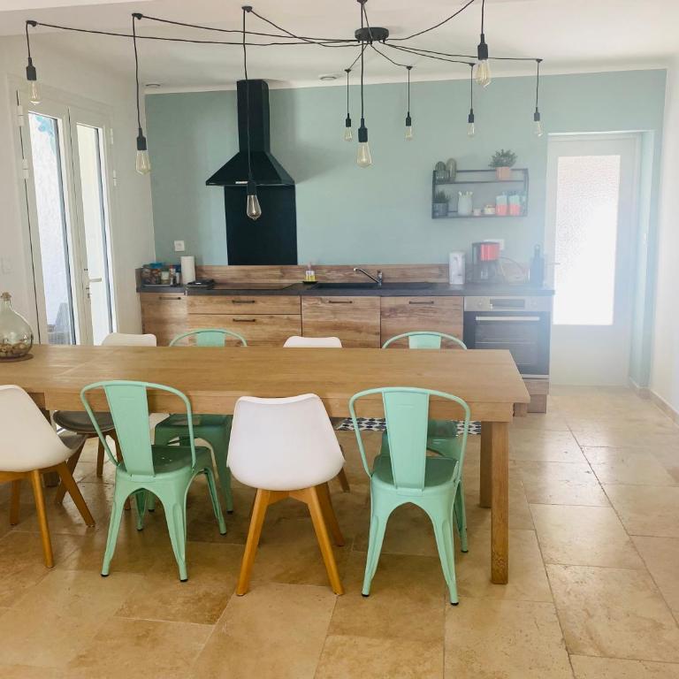 La Maison d à côté 8 à 10 personnes - Maison 4 Chambres - 2