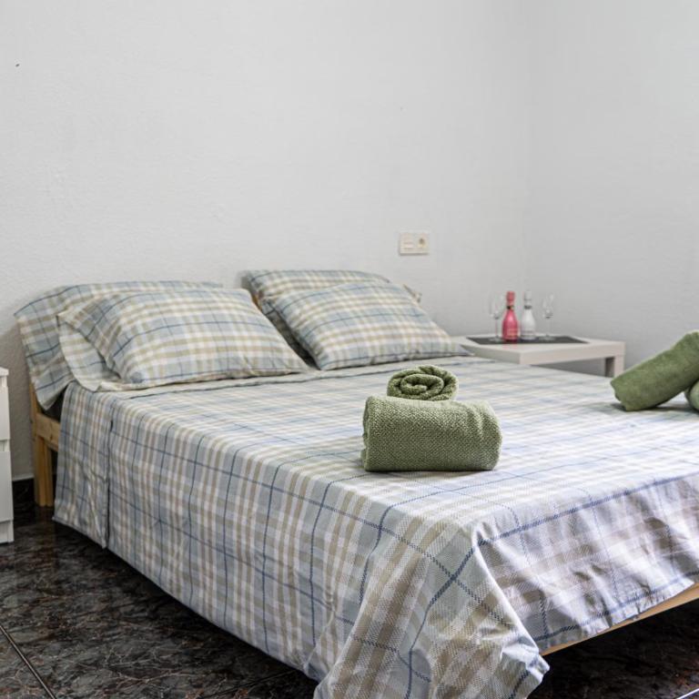 EconomicMalagaRooms - Habitación Doble con vistas a la montaña - 2