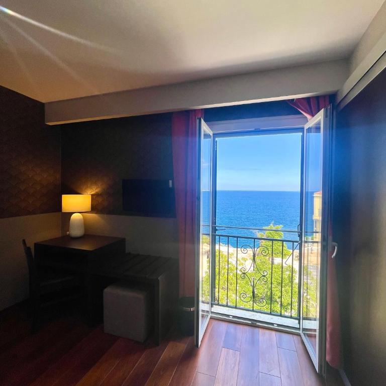 Hotel Restaurant Christophe Colomb - Chambre Double ou Lits Jumeaux - Vue sur Mer - 9