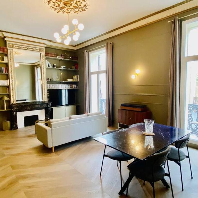 ''Le Général'' Superbe appartement Haussmanien climatisé en coeur de ville - Apartment mit 2 Schlafzimmern - 4