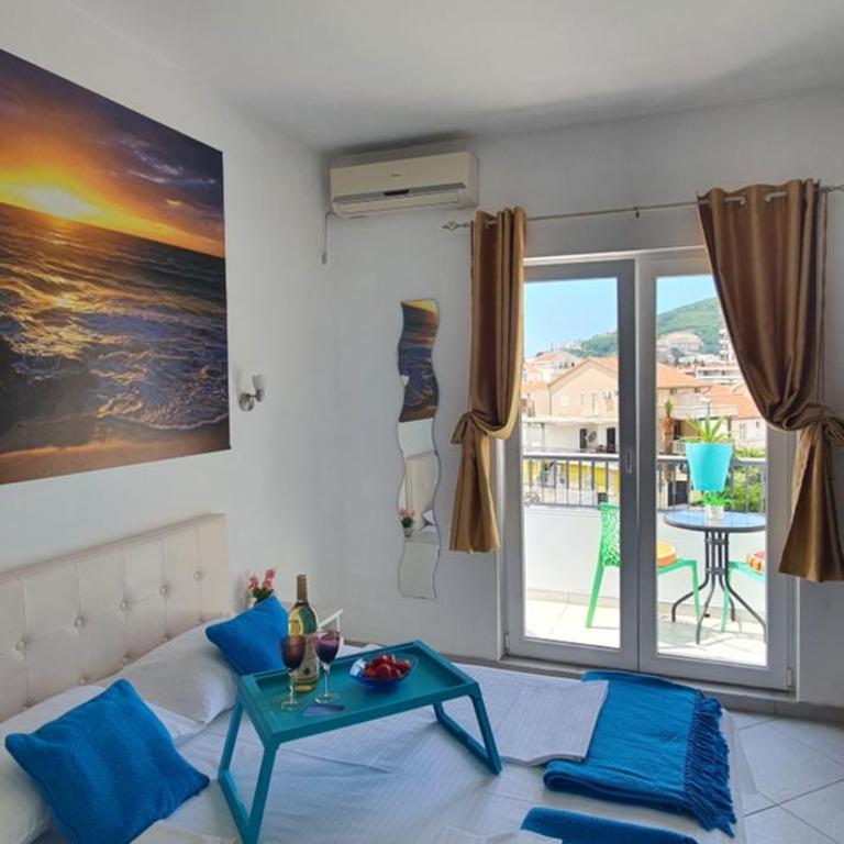 Villa D&B Budva - Double Room with Balcony - 12
