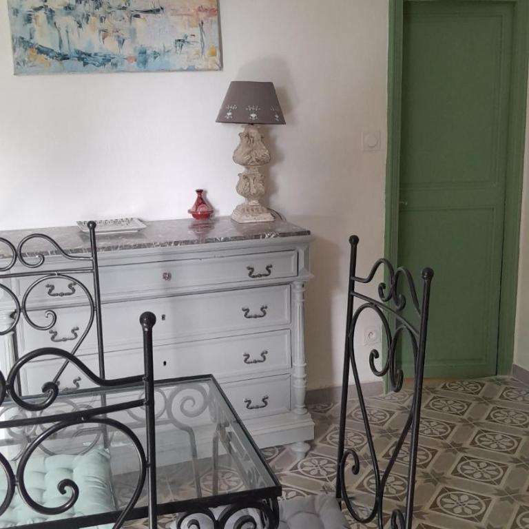 Appartement authentique au bord du fleuve Hérault - Appartement 1 Chambre - 15