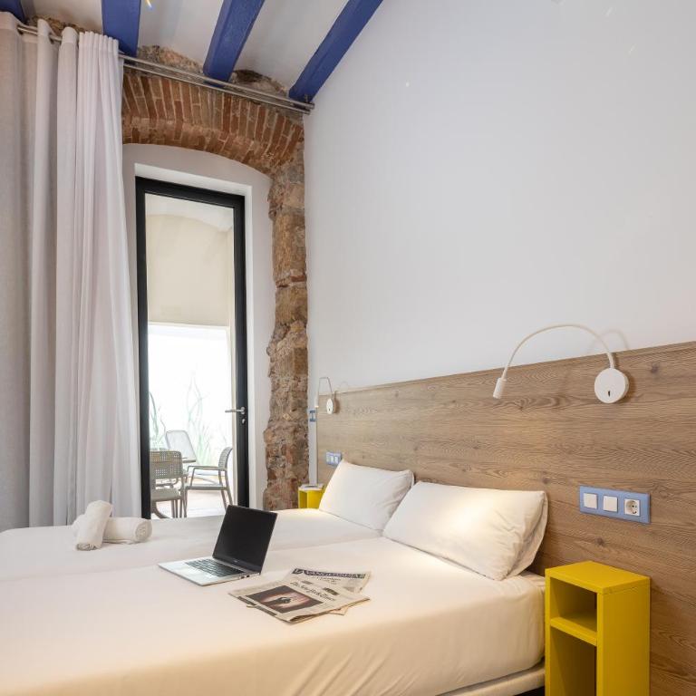Tgna Cervantes 8 - Apartamento con terraza - 1