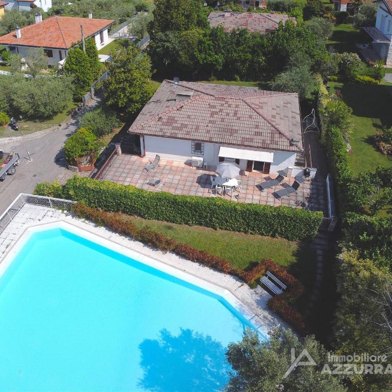 Villetta Arcobaleno - Immobiliare Azzurra - Villa con 3 Camere da Letto - 2