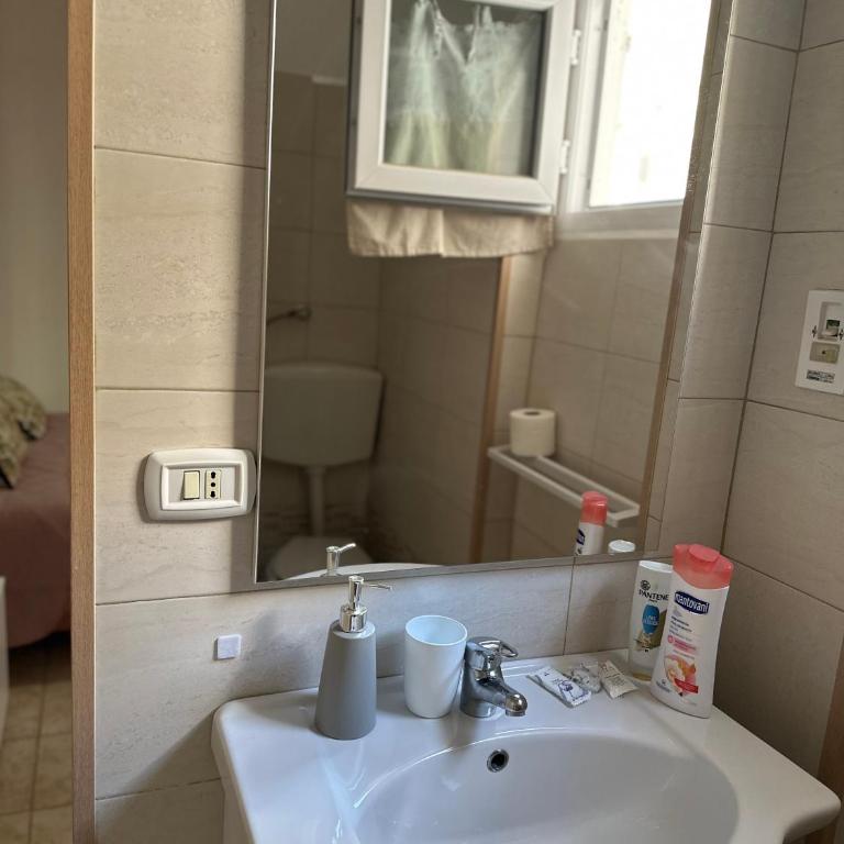 Dolce Notte - Double Room with Balcony - 21