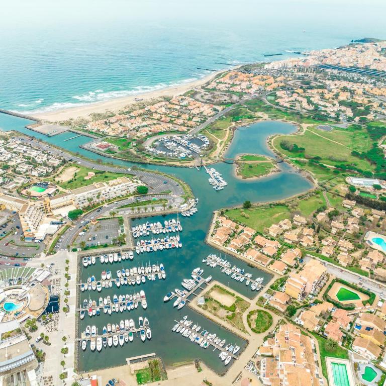 Cap d'Agde Suit'Appart T1 Pinède 26 m2 balcon 10 m2 - One-Bedroom Apartment - 2
