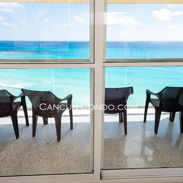2 Story Oceanfront Penthouses on Cancun Beach! - Penthouse Apartment - 4