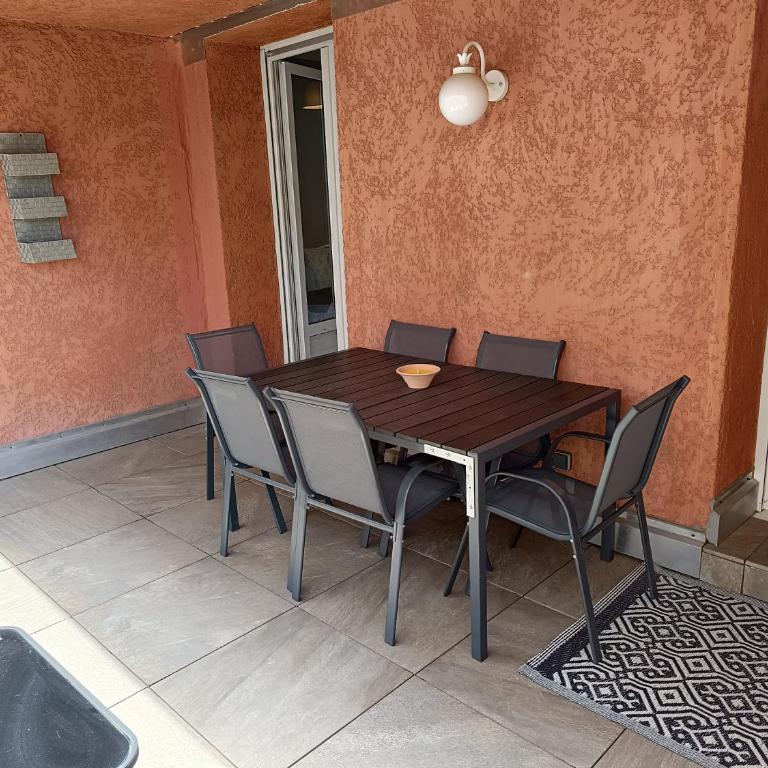Appartement a 50 mètres de la plage - One-Bedroom Apartment - 14