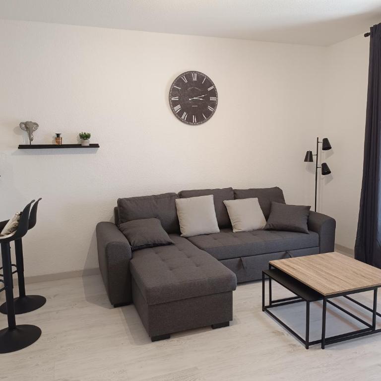 Appartement a 50 mètres de la plage - One-Bedroom Apartment - 4