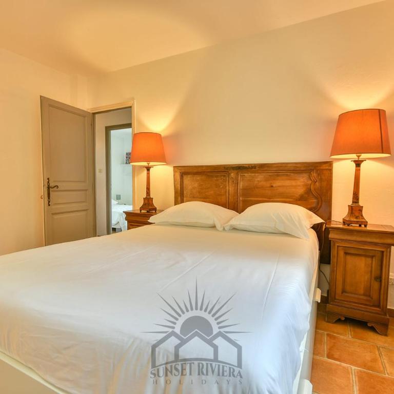 SERENITY Villa for 8 By Sunset - Villa - 2