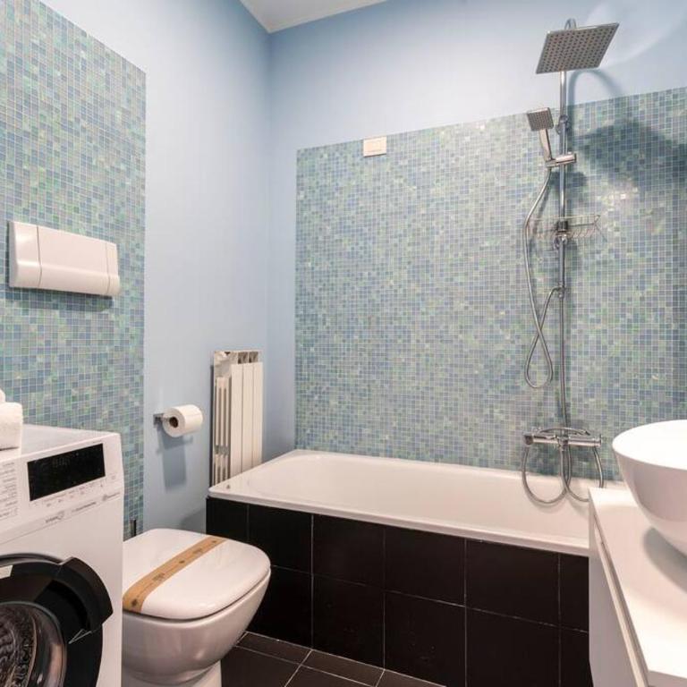 enJoyHome - Appartamento di pregio con garage - Appartamento con 2 Camere da Letto - 18