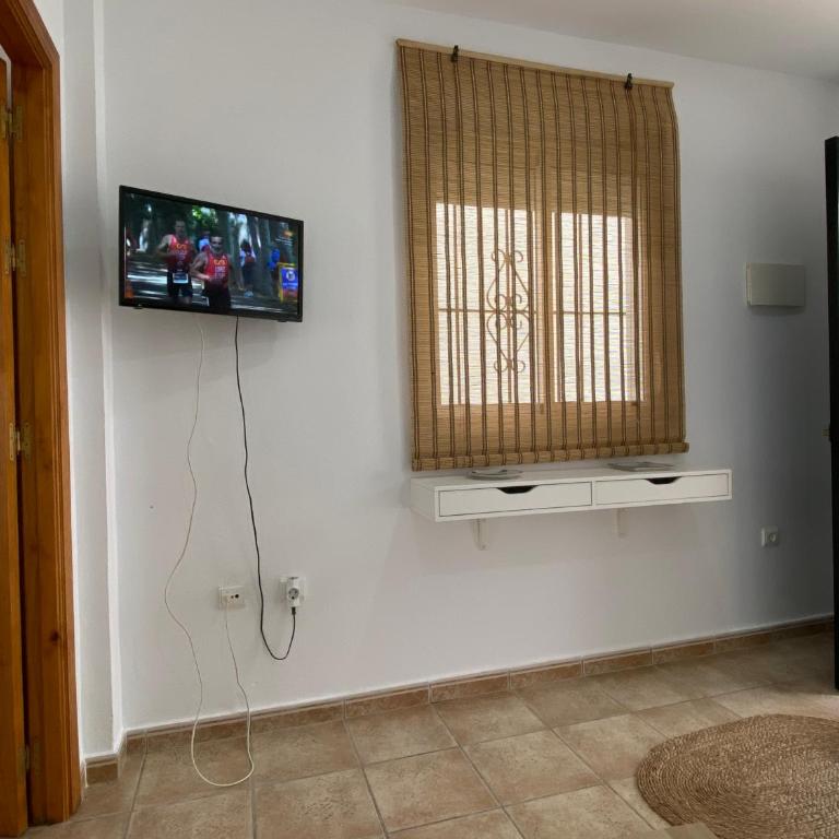 Alojamiento Rural Al´Mare - Habitación Familiar con baño privado - 4