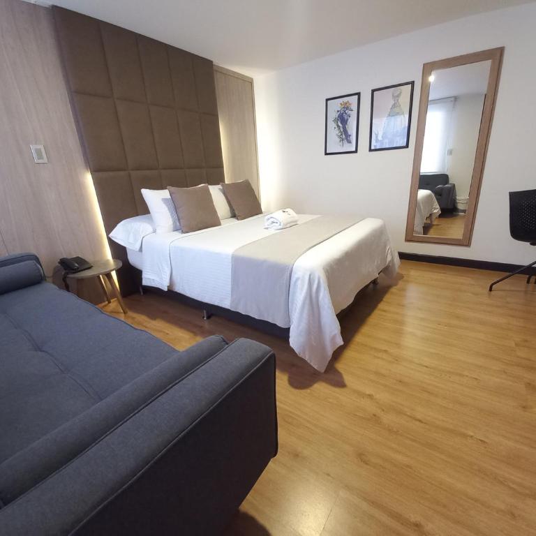 HOTEL SANTORI - Habitación Doble con baño privado - 1