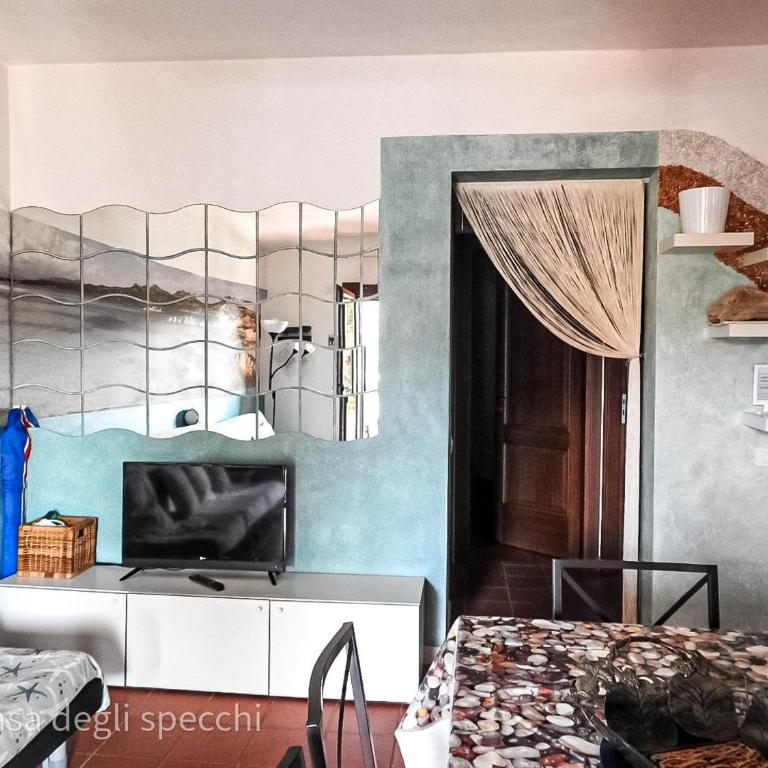 La Casa Degli Specchi-villetta con due giardini - Casa con 2 Camere da Letto - 23