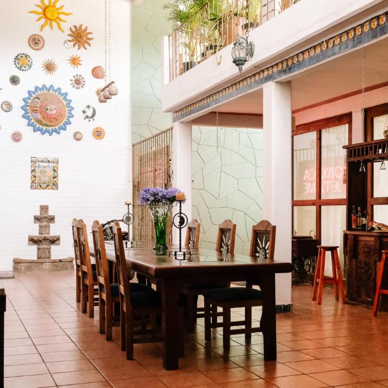 Sunshine House - Made by artists - Villa - 47