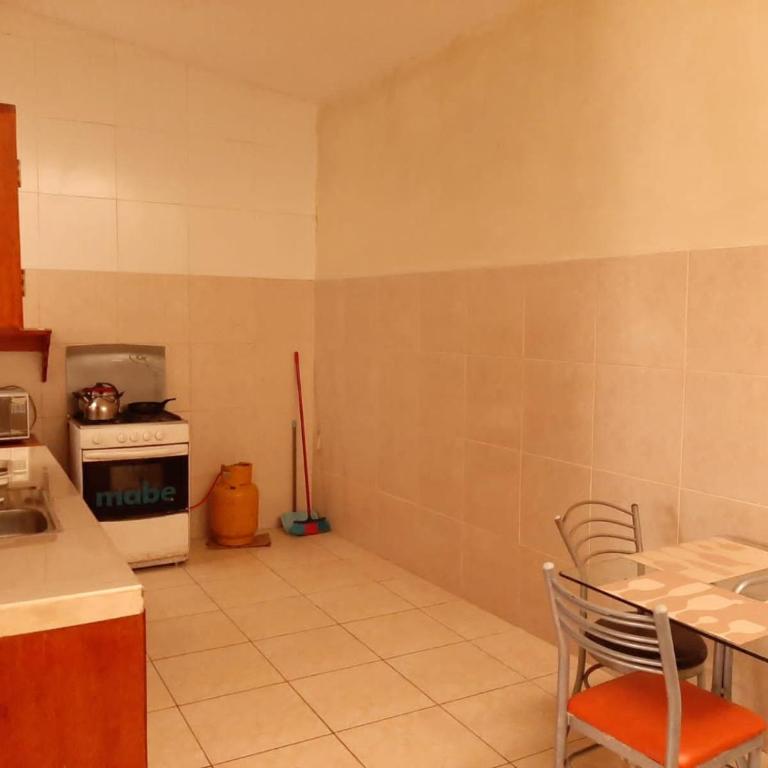 302 RV Apartments Iquitos-Apartamento familiar con terraza - Apartamento con terraza - 4