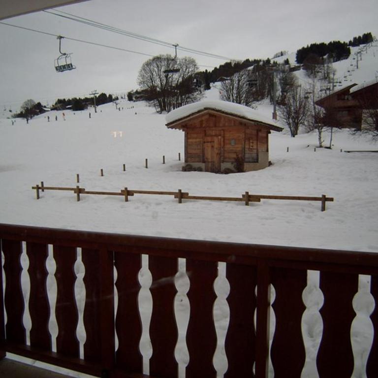 Appartement 3 pièces, 4 pers, skis aux pieds, balcon, parking, proche village - Appartement 2 Chambres - 5