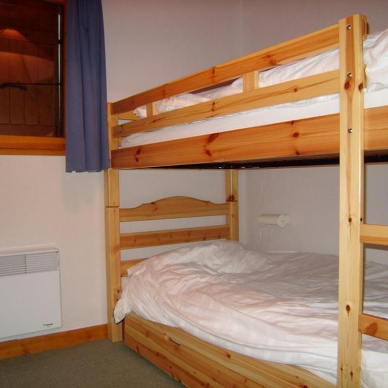 Appartement 3 pièces, 4 pers, skis aux pieds, balcon, parking, proche village - Appartement 2 Chambres - 7