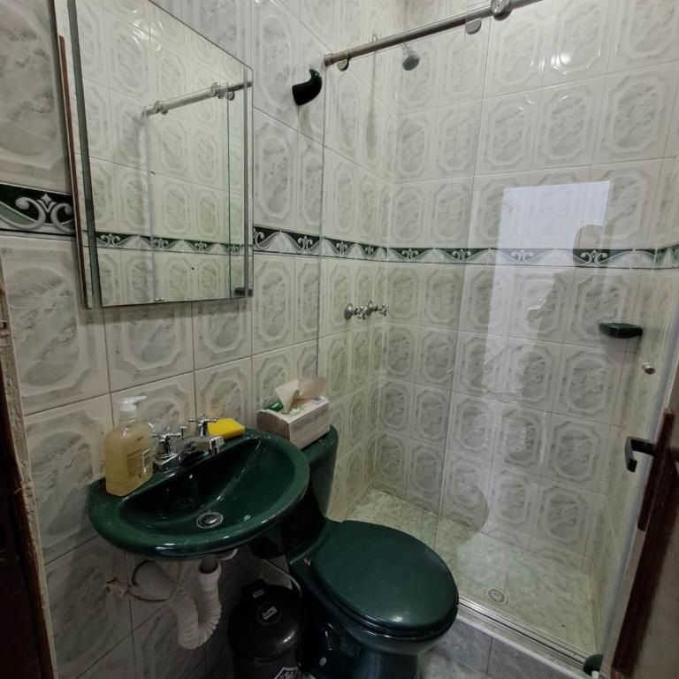 Makarena Hostel - Standard Twin Room with Sofa - 4