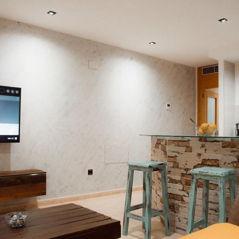 CastelPlace beach con plaza de Garage incluida, free parking and AC - Two-Bedroom Apartment - 34