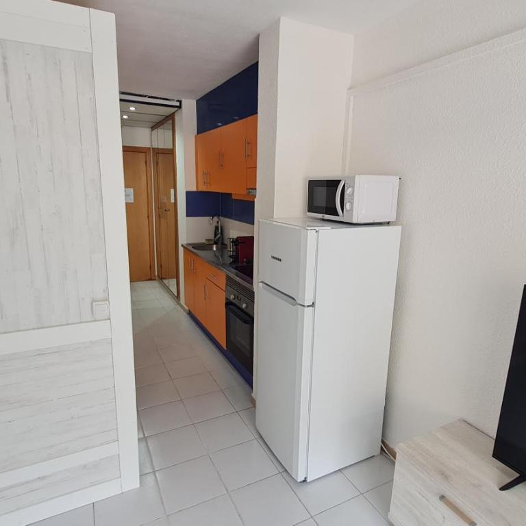 Apartamento con piscina Inter 2 - One-Bedroom Apartment - 12