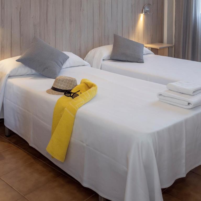 GHT Aparthotel Tossa Park - Apartamento de 1 dormitorio con balcón (2-4 adultos) - 2