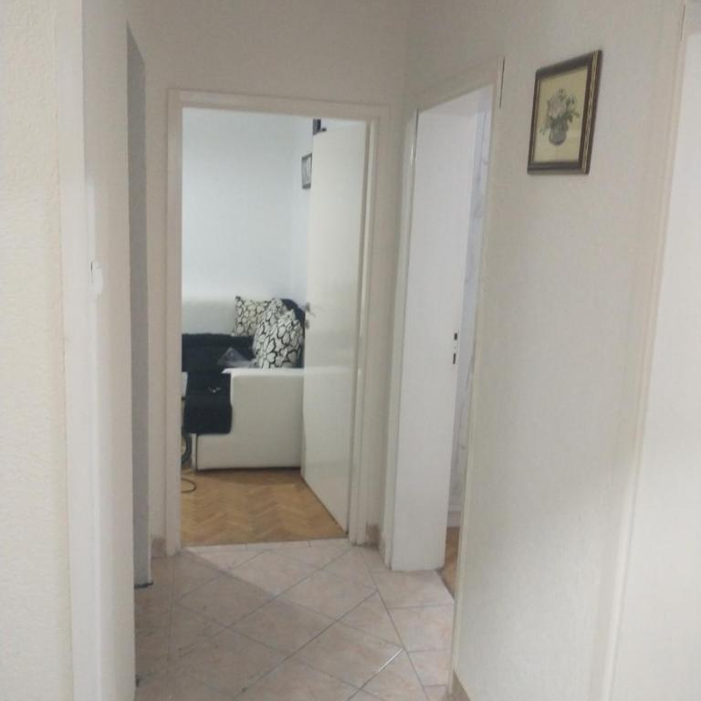 Marysol 5 - Two-Bedroom Apartment - 7