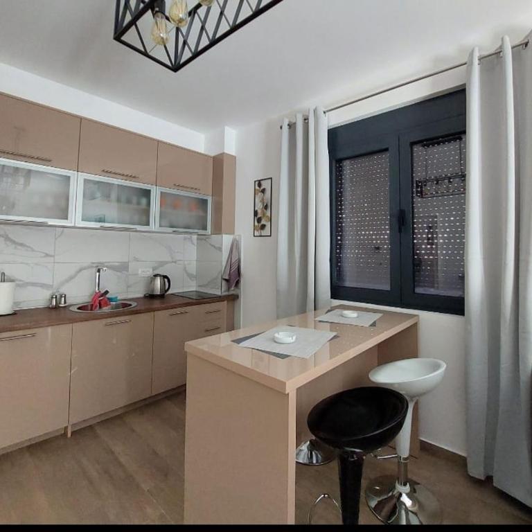 APARTMENT DZANA - One-Bedroom Apartment - 3