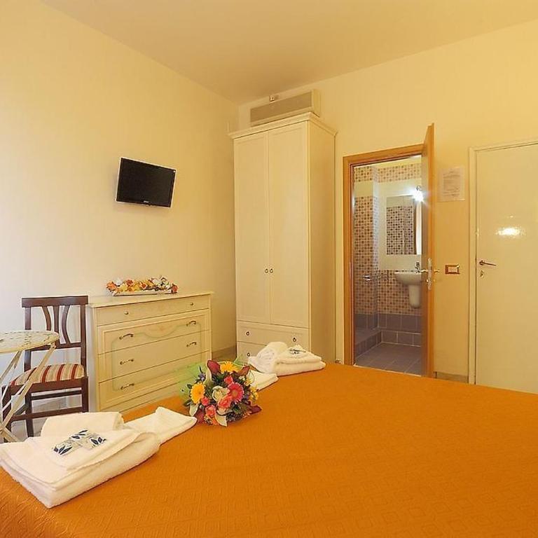 Arcadia GuestHouse - Camera Matrimoniale - 5