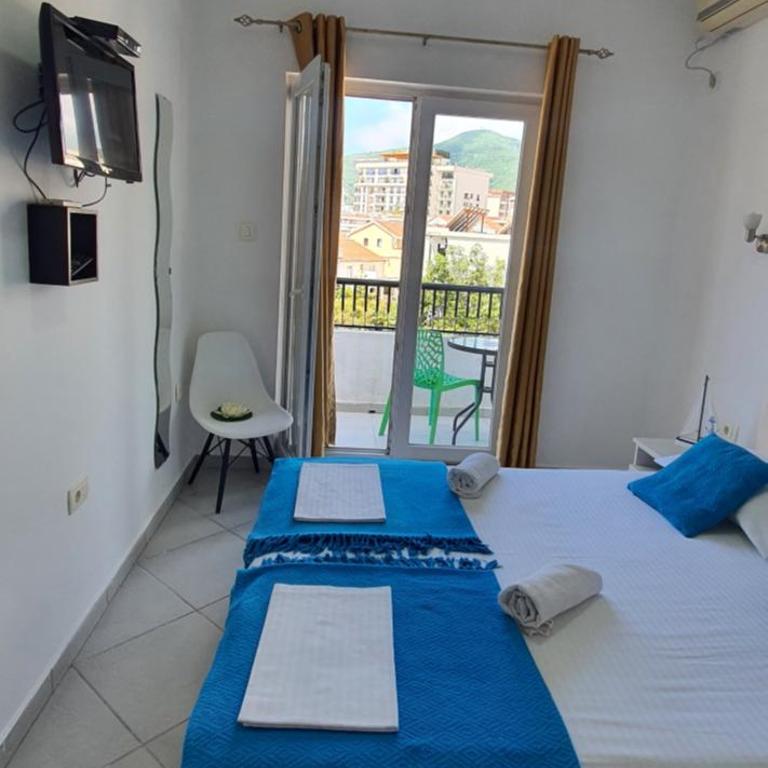 Villa D&B Budva - Double Room with Patio - 10
