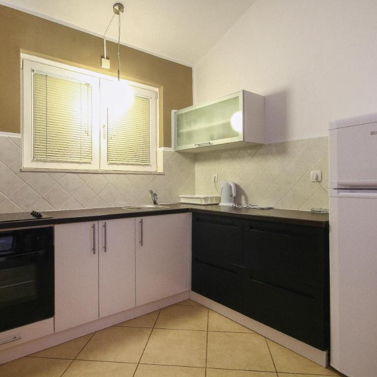 Spa Resort Bečići - Apartman sa Pogledom na Bazen - 5