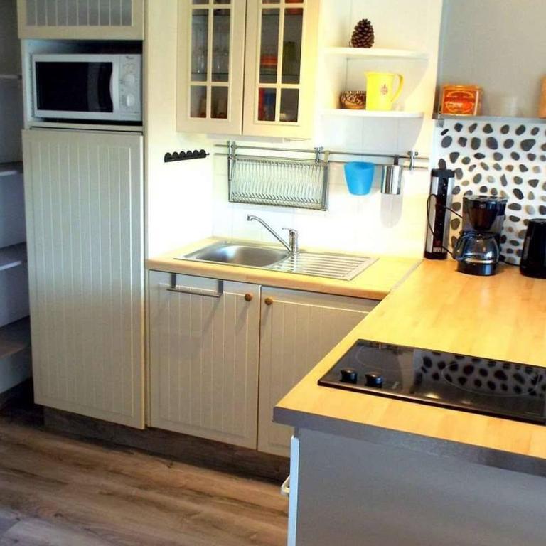 Appartement 2 pièces avec loggia - 300m de la plage de Carnac - FR-1-477-91 - Apartamento (4 adultos) - 2