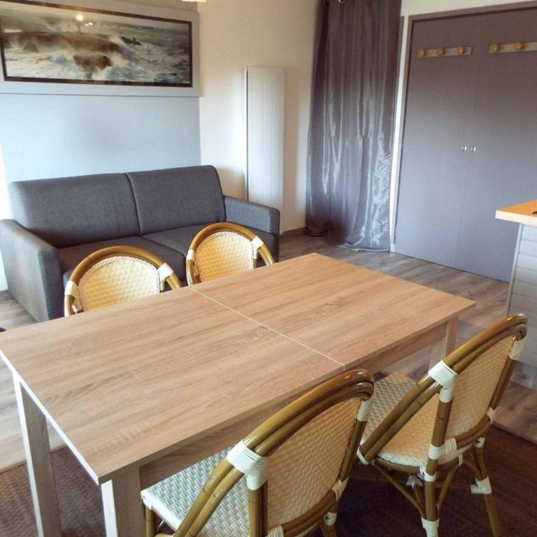 Appartement 2 pièces avec loggia - 300m de la plage de Carnac - FR-1-477-91 - Apartamento (4 adultos) - 4