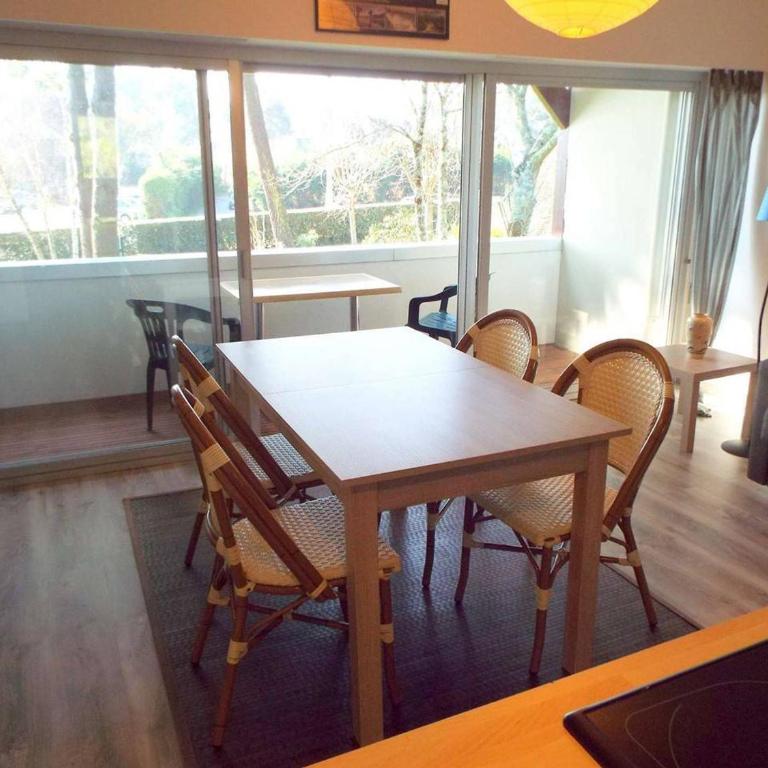 Appartement 2 pièces avec loggia - 300m de la plage de Carnac - FR-1-477-91 - Apartamento (4 adultos) - 8