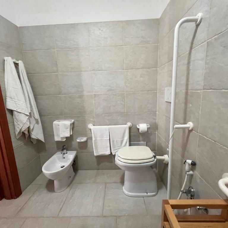 Agriturismo Torre del Cardo - Camera Quadrupla Standard - 4