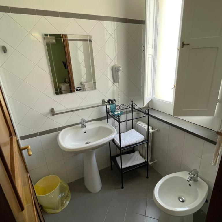 Dante Rooms - Camera Singola Economy - 2