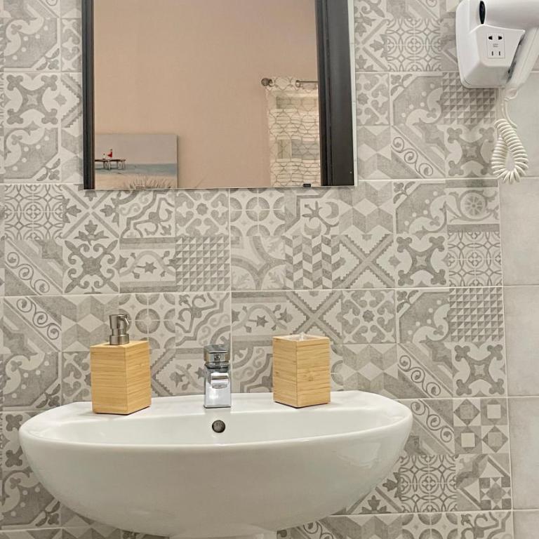 Vittoria Luxury Suite - Camera Quadrupla Comfort - 3