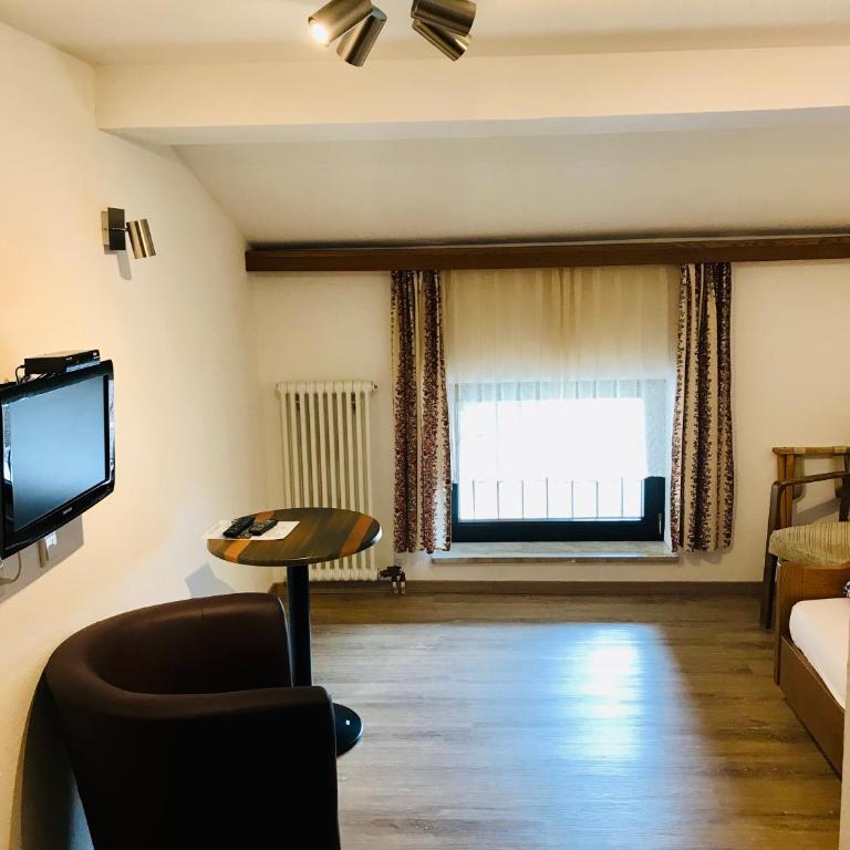 Hotel Fürstenhof - Einzelzimmer mit Dusche - 4