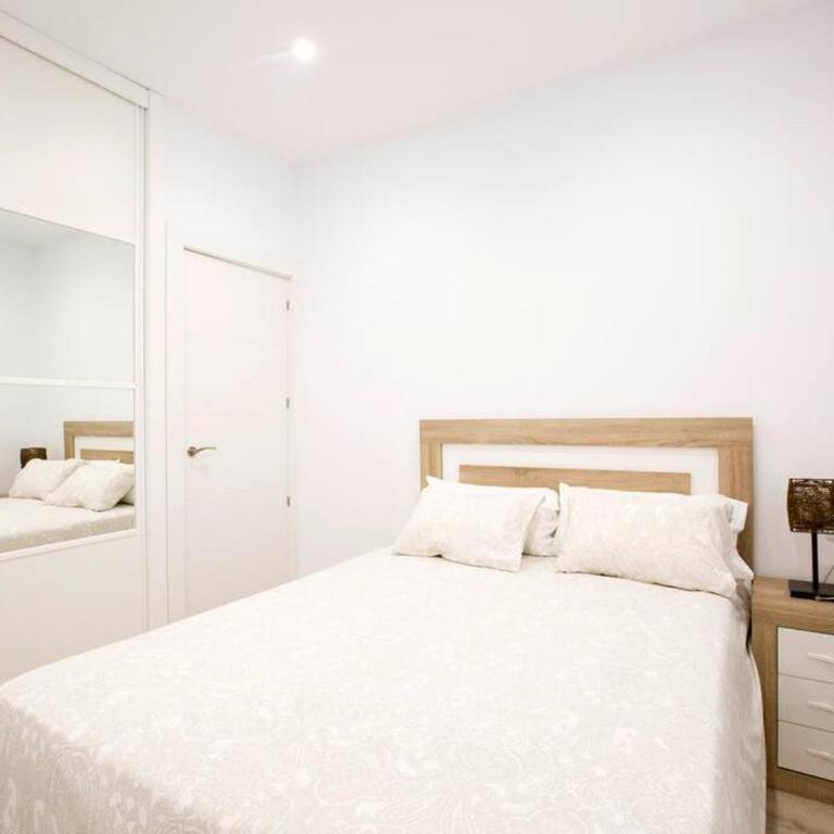 Piso en el centro de Bilbao, frente a la Alhóndiga - Apartamento de 2 dormitorios - 18