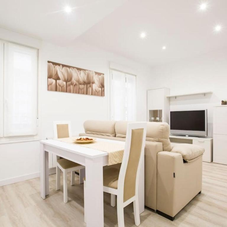 Piso en el centro de Bilbao, frente a la Alhóndiga - Apartamento de 2 dormitorios - 20