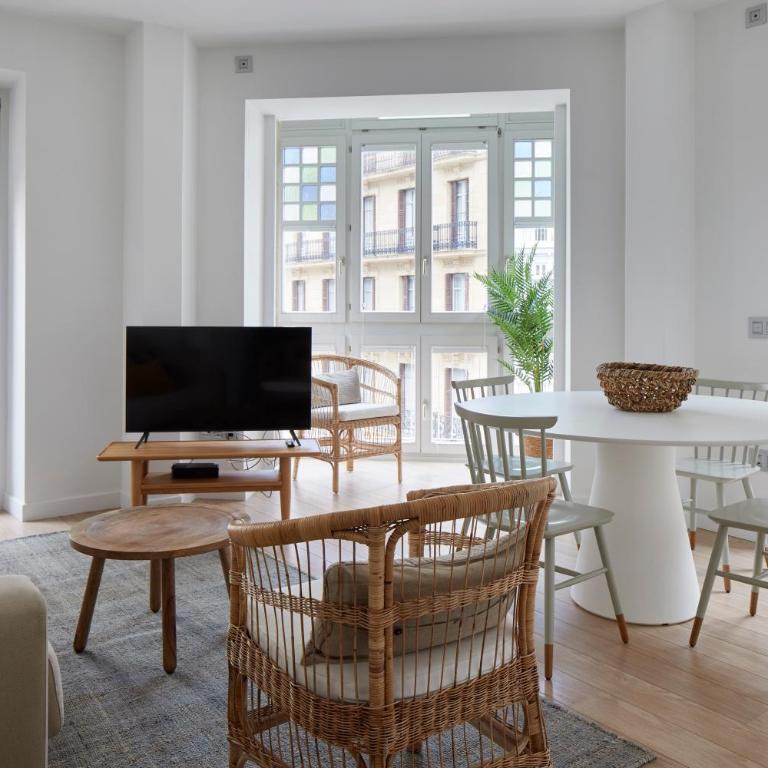 Easo Suite 2B by FeelFree Rentals - Apartamento de 2 dormitorios - 1