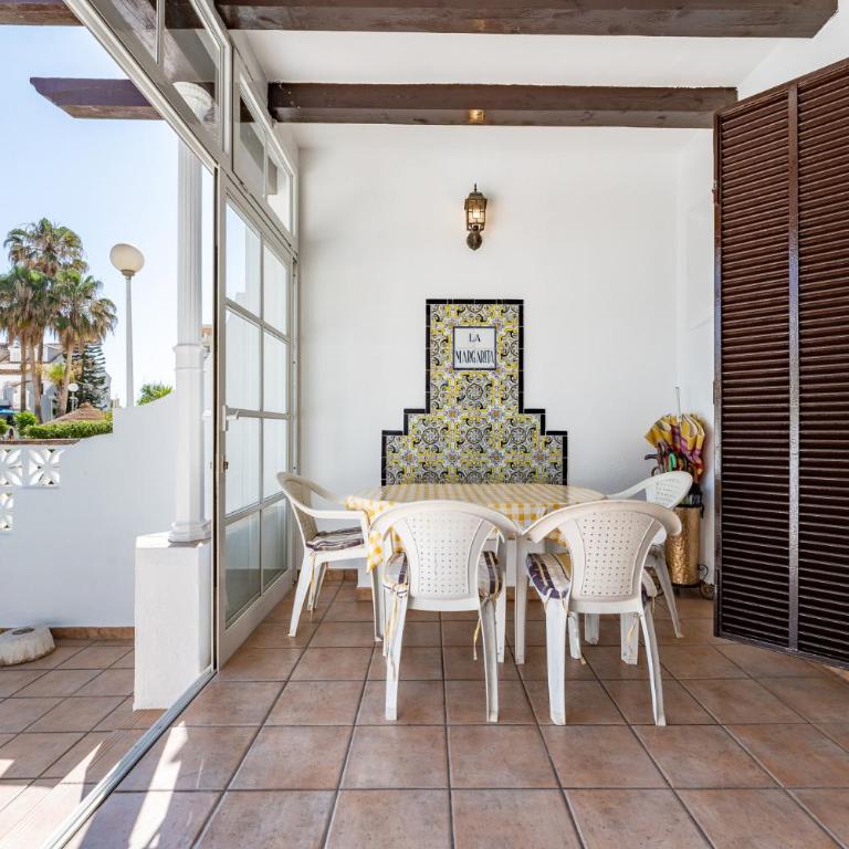 Beachside house Fuengirola - Three-Bedroom House - 20