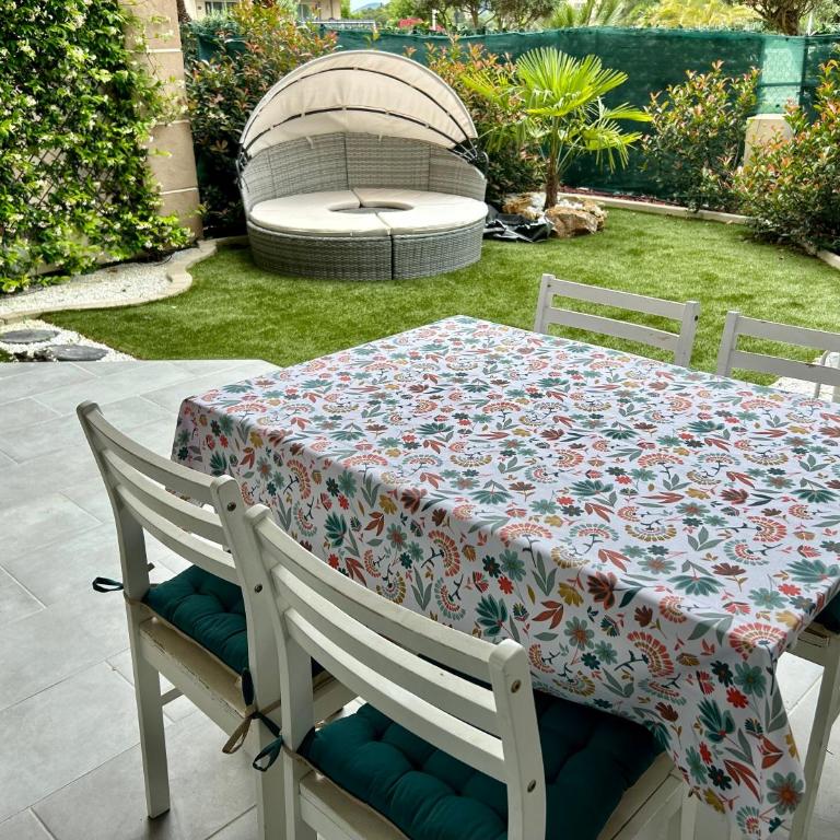 Joli studio climatisé avec Jardin dans résidence avec piscine mecalineloc - Monolocale Matrimoniale Deluxe - 11