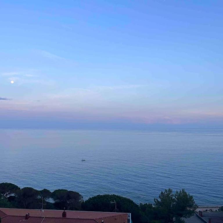 Silenzio e relax fronte mare a Varazze - Apartamento de 1 dormitorio - 1