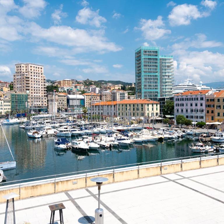 Luxury Savona - Crociere 1 Min Free WiFi - AC - Two-Bedroom Apartment - 33