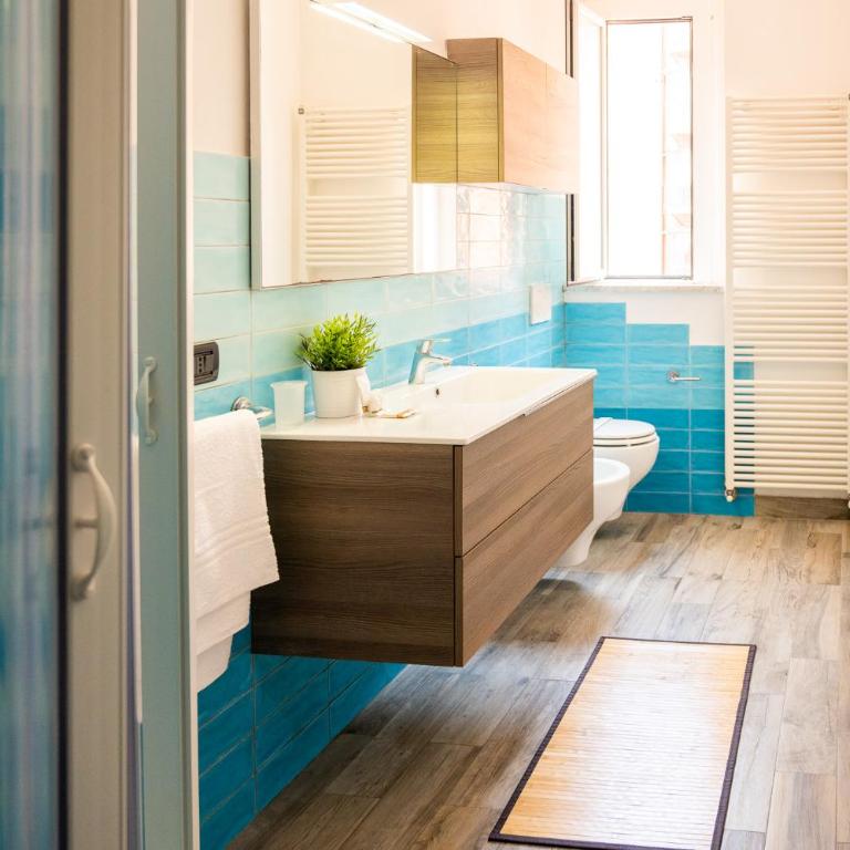 Luxury Savona - Crociere 1 Min Free WiFi - AC - Two-Bedroom Apartment - 14